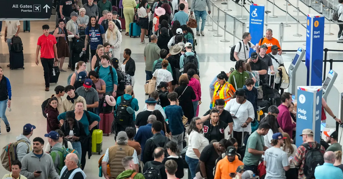 Tips to catch your flight as TSA lines stretched for hours at some US airports