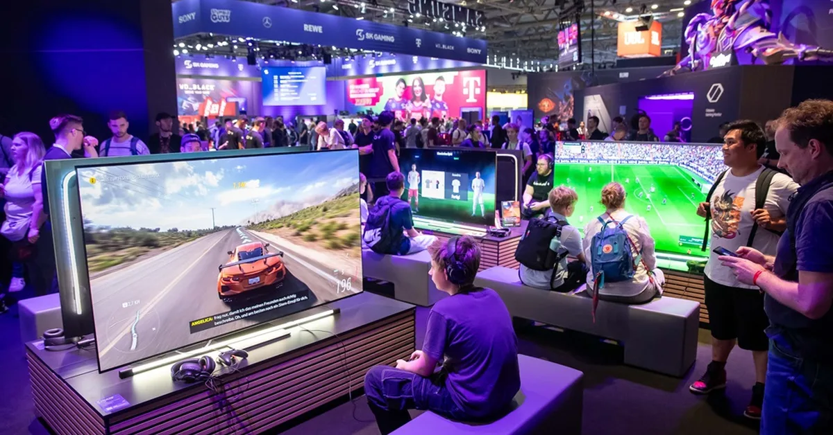 Samsung promises 120 games will be playable via its glasses-free 3D monitor tech by the end of the year