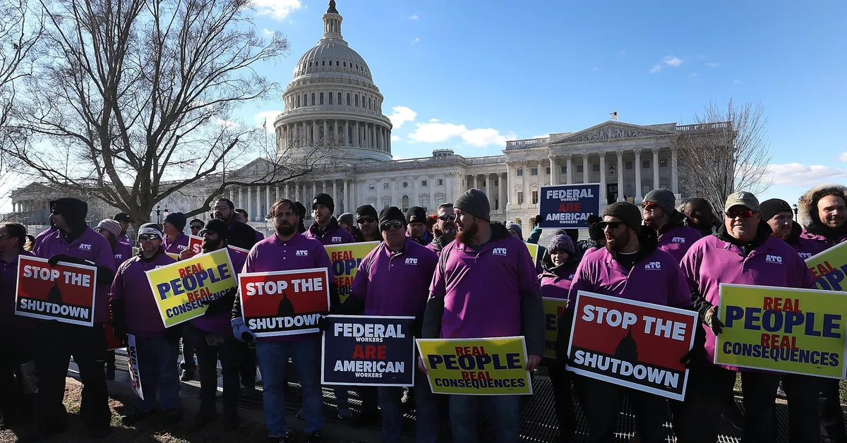 Digg shuts down for a 'hard reset' because it was flooded with bots