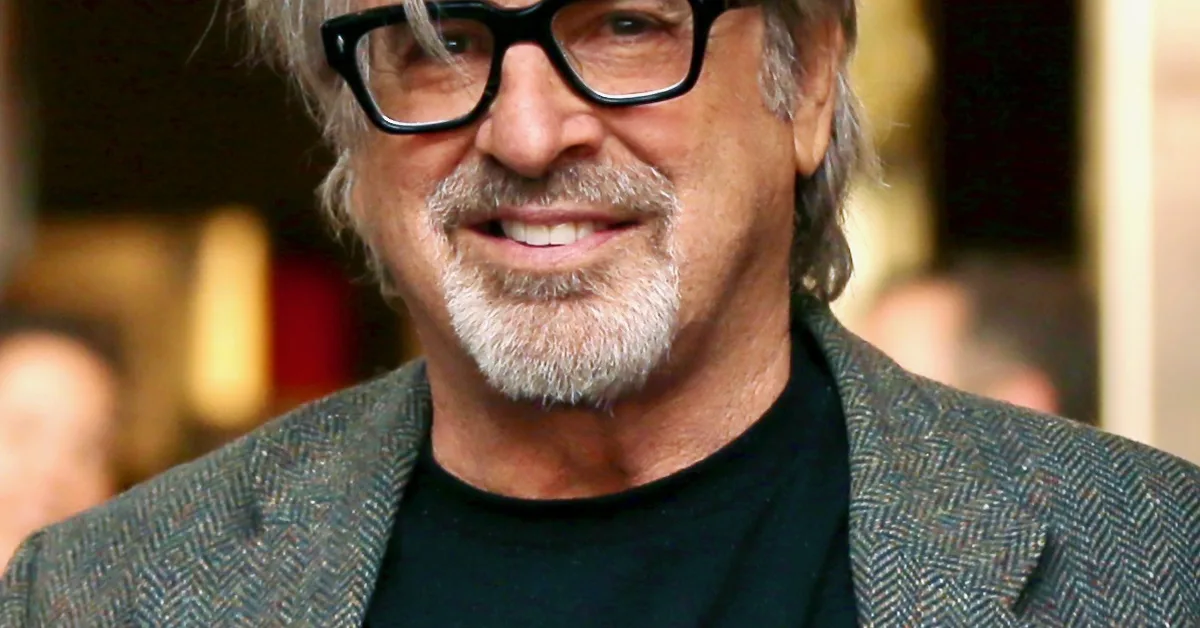 Actor Robert Carradine Dies At Age 71