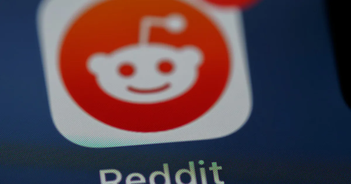Why Reddit Is Quietly Becoming the #1 Source AI Platforms Cite