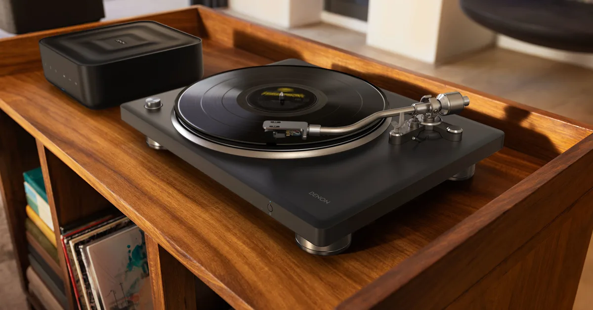 Denon's DP-500BT turntable combines premium design with Bluetooth streaming for $899