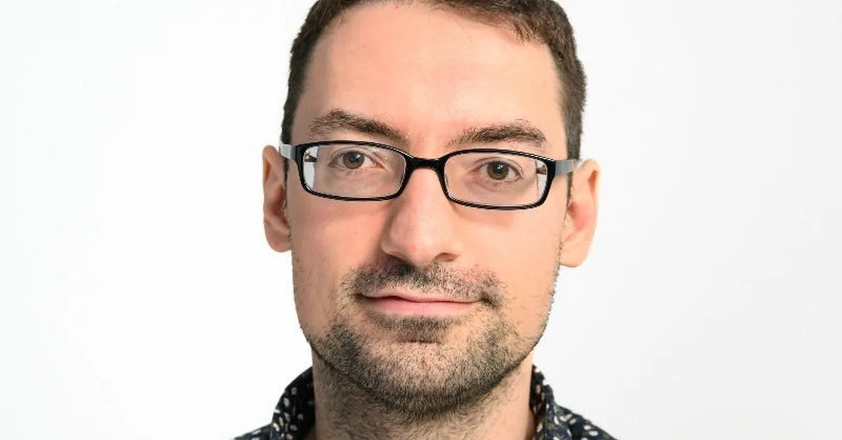 I'm an AI engineer at HubSpot. This résumé hack helped me transition from software engineering.