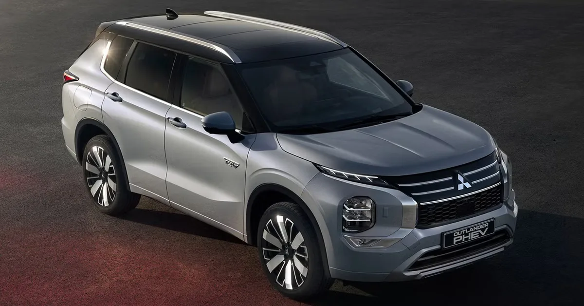 2026 Mitsubishi Outlander is A PHEV Goldilocks Between Toyota RAV4 and Mazda CX-90