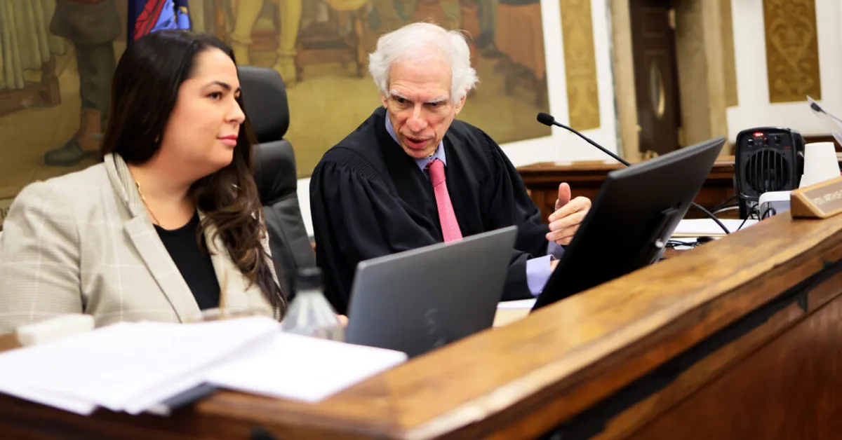 Just 2 Federal Law Clerks Filed Complaints Against Judges Last Year