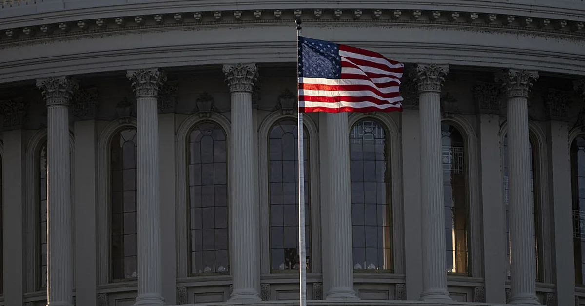 Birthright citizenship: A note on foundlings and comments on four complementary amicus briefs