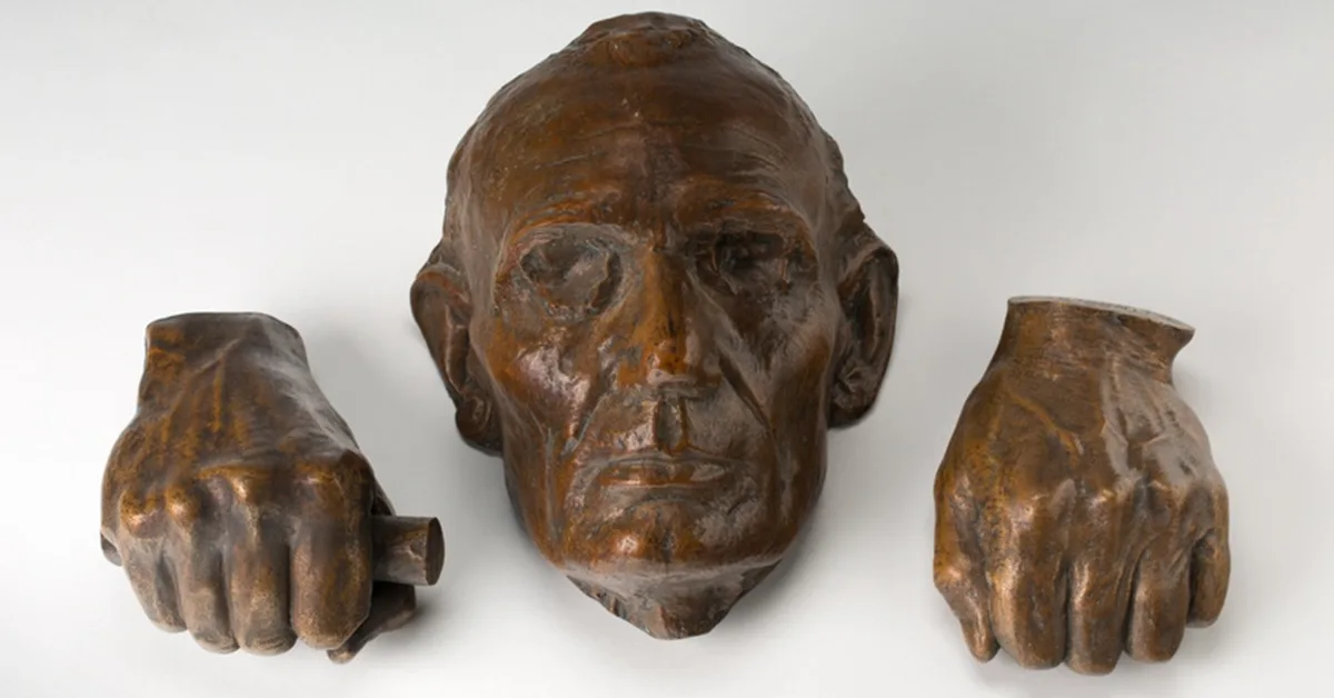 China FM urges US to manage differences in face of trade woes