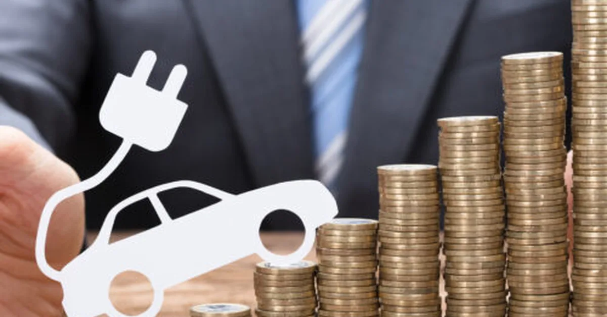 Republicans in Congress add $250 annual federal EV tax to transport bill