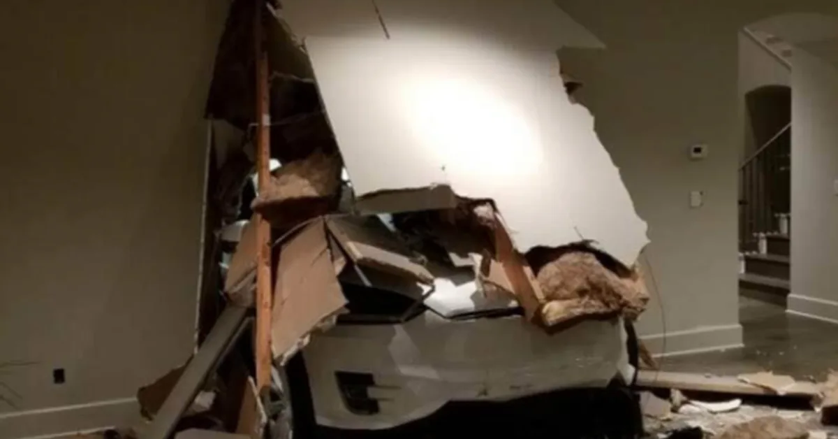 Feds say no need to recall Tesla's one-pedal driving despite petition