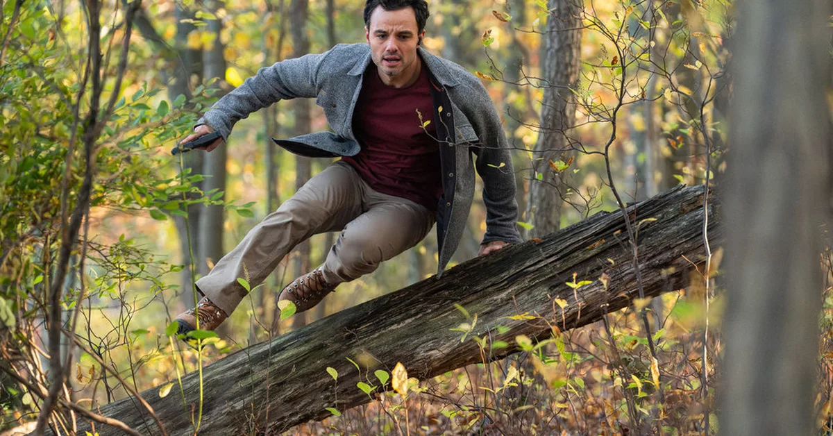 Josh McKenzie talks about starring in 'The Hunting Party' on NBC