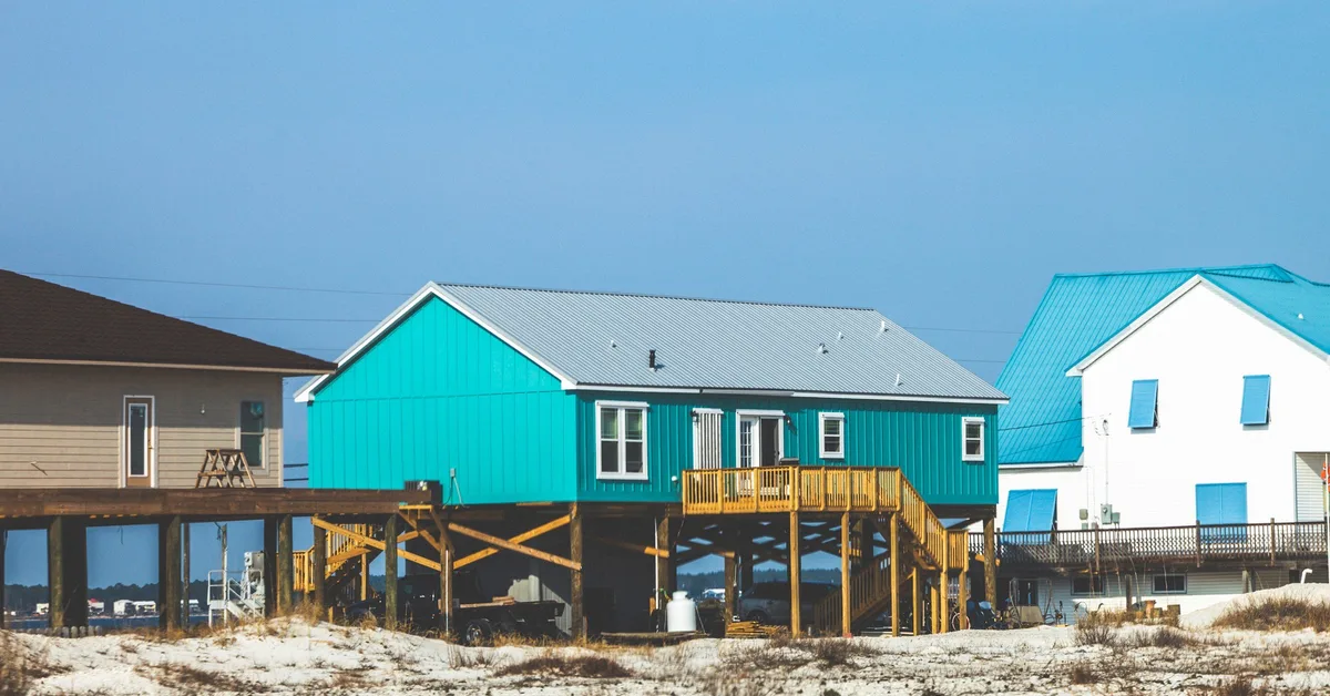 Florida Homeowners To See $650 Million Savings From Insurance Surcharge Ending 2 Years Early