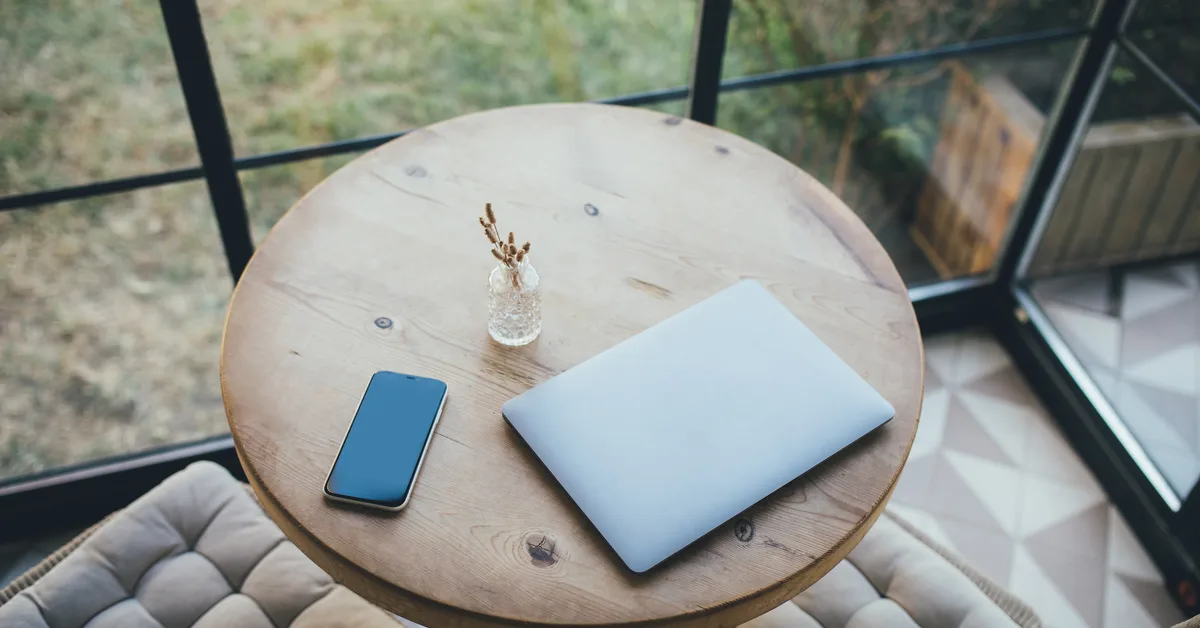 How and where to buy refurbished tech online