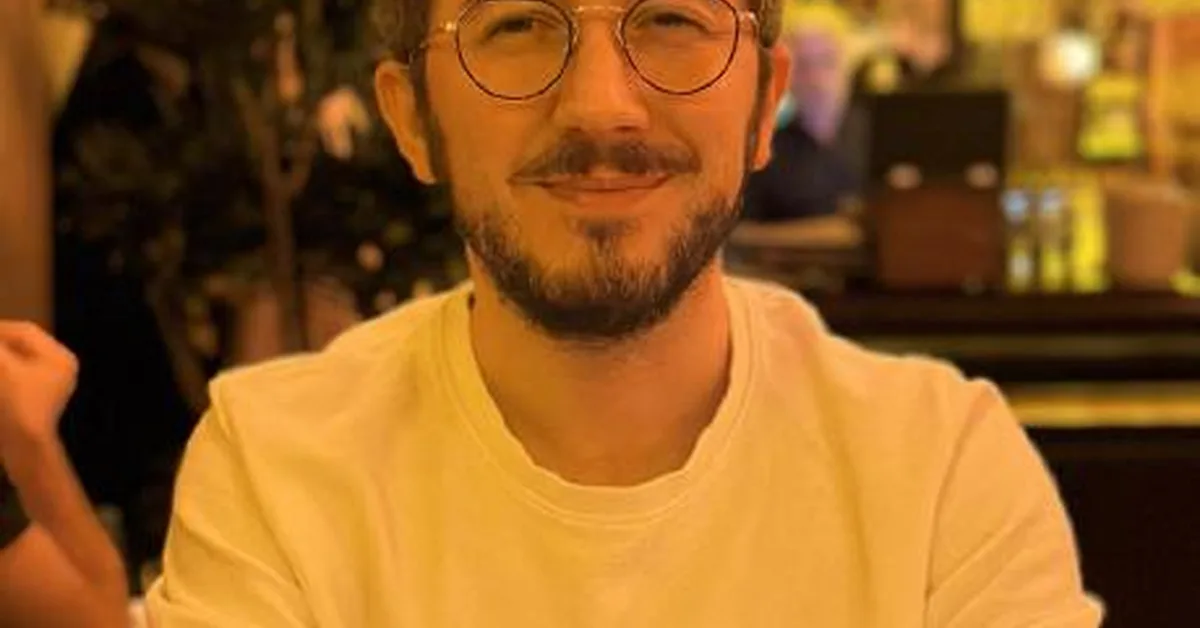 f/prompts.chat — a.k.a. Awesome ChatGPT Prompts. Share, discover, and collect prompts from the co