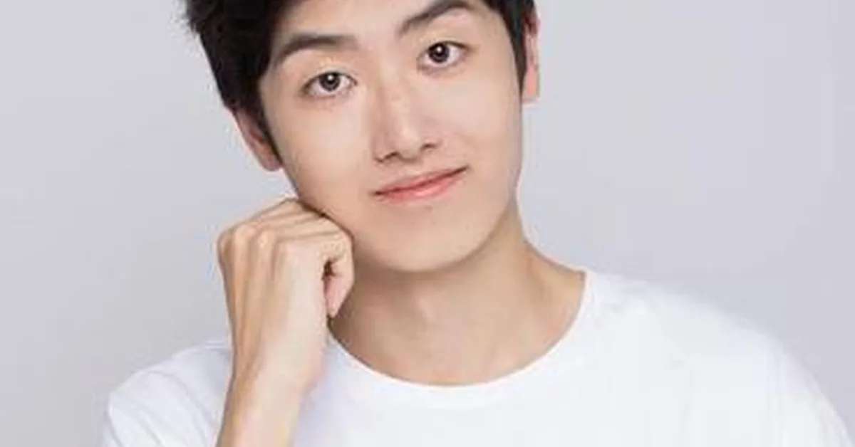 liyupi/ai-guide — 程序员鱼皮的 AI 资源大全 + Vibe Coding 零基础教程，分享大模型选择指南（DeepSeek / GPT / Gemini / Claude）、最